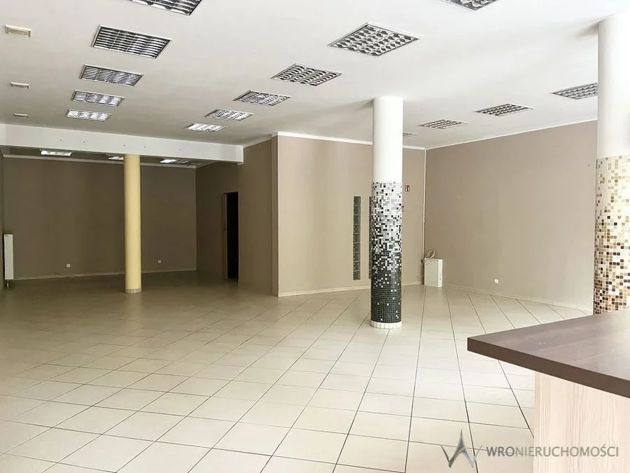 Lokal usługowo-handlowy 113 m2