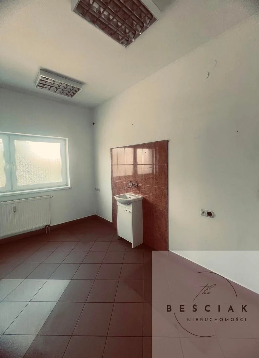 Lokal usługowy do wynajęcia – Tarnów, ul. Torowa