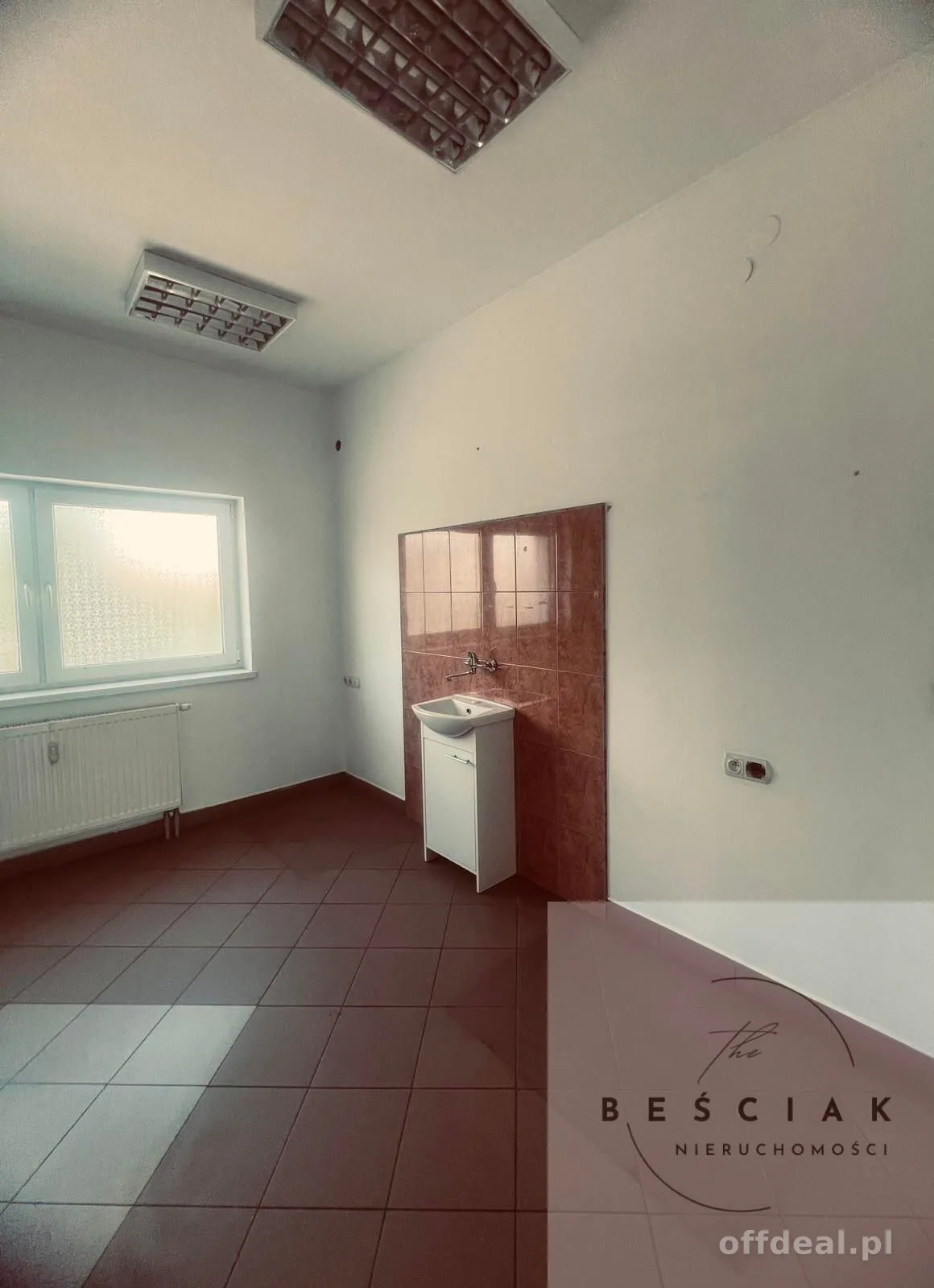 Lokal usługowy do wynajęcia – Tarnów, ul. Torowa