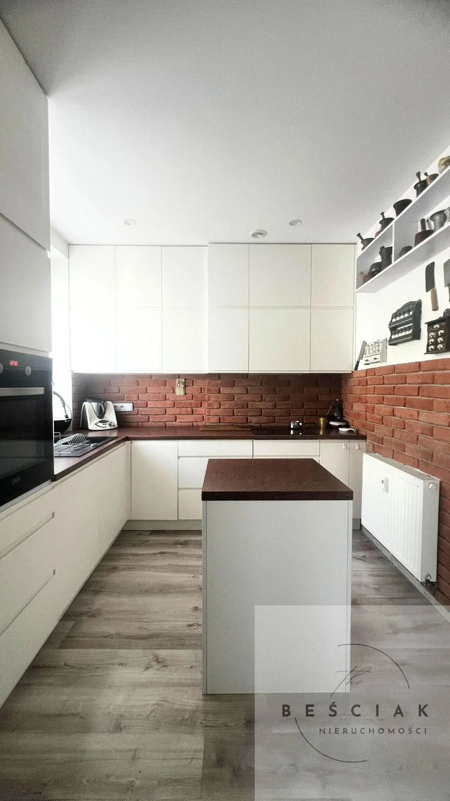 64,33 m² – ul. Mickiewicza  tuż przy Starostwie na ul. Nowej