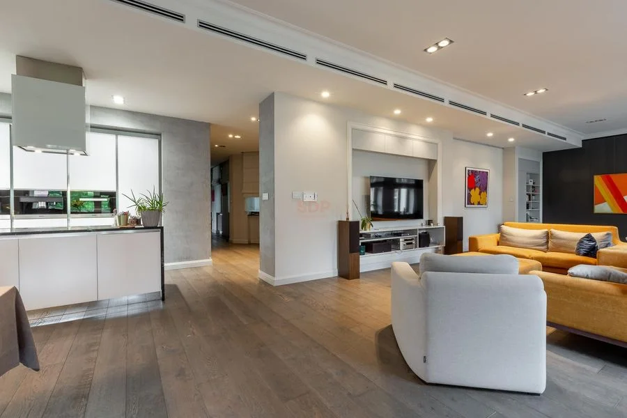 4-Zimmer Wohnung zur Miete in Wrocław, Stare Miasto | 203,2 m²