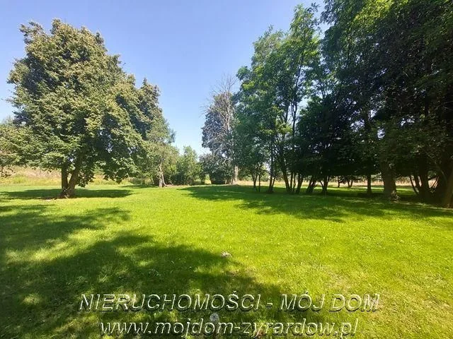 Grundstück zum Verkauf in Wola Szydłowiecka | 25.000 m²