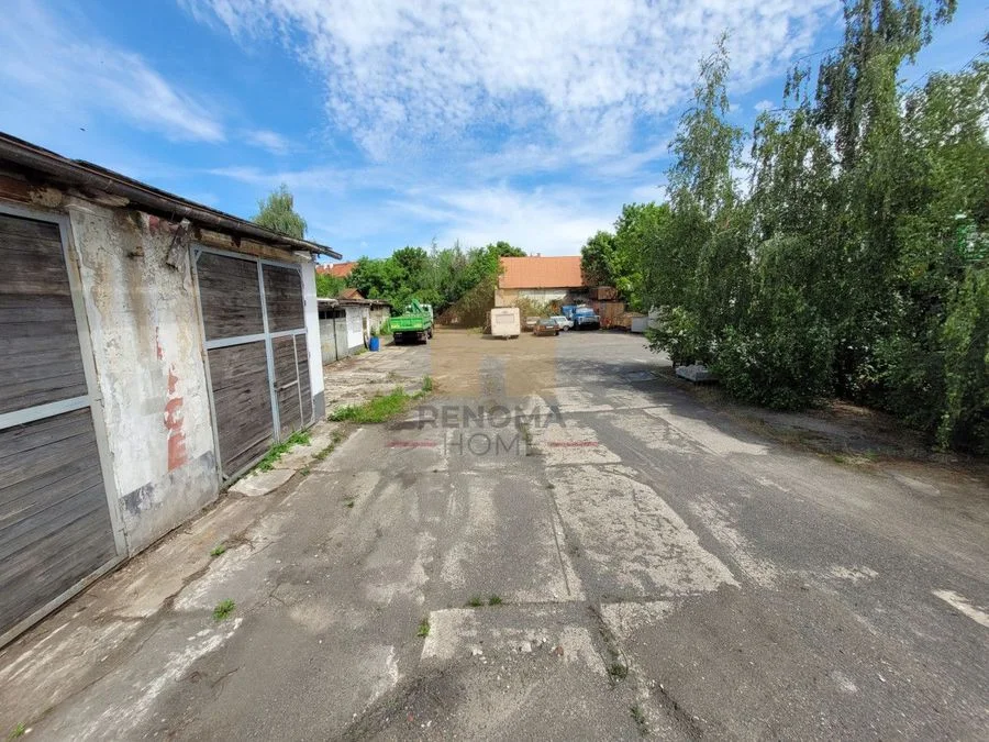 Na wynajem pojedyncze boksy| Duży plac