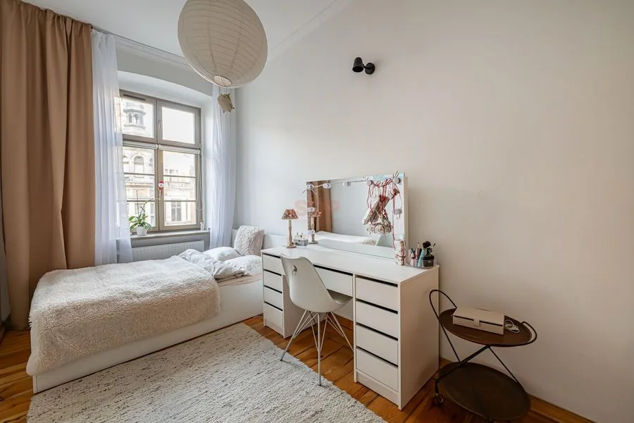 Unikatowe klimat. 4-pok. mieszk.z balkonem w kamienicy|Stare Miasto