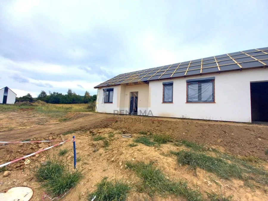 Dom z garażem 104.97 m2 blisko jeziora