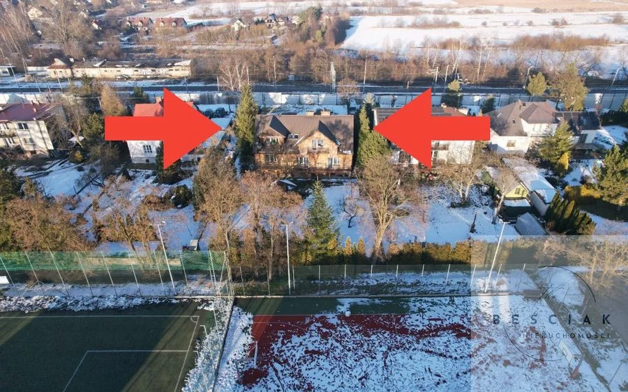 Dom w Zabierzowie podzielony na trzy niezależne mieszkania