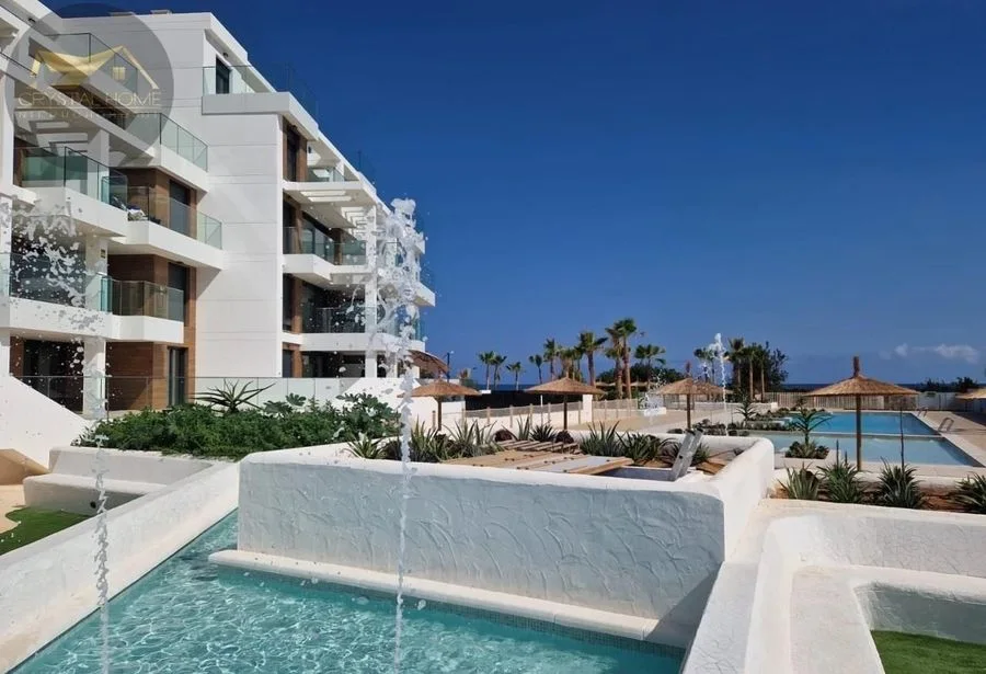 APARTAMENTY W PIERWSZEJ LINI DO MORZA W DENIA