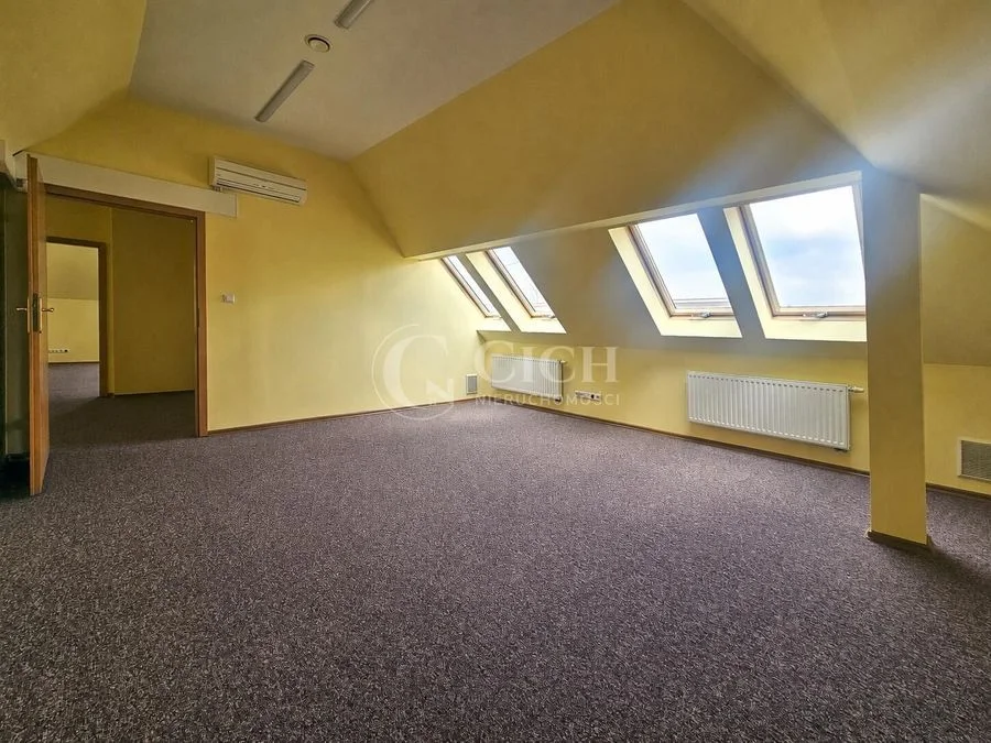 Duży lokal biurowy -119,5 m2