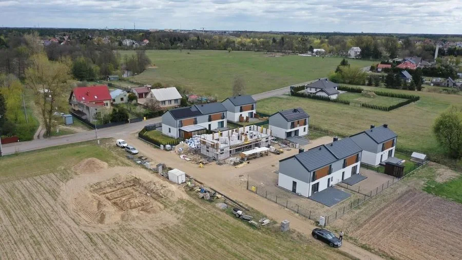 Zabudowa bliźniacza lub dom wolnostojący