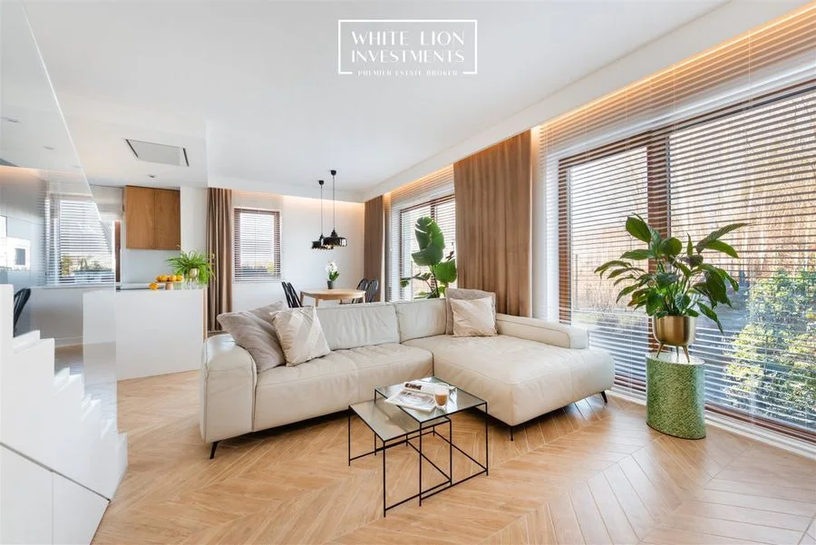 maison à vendre à Stare Babice | 5 pièces | 220 m²