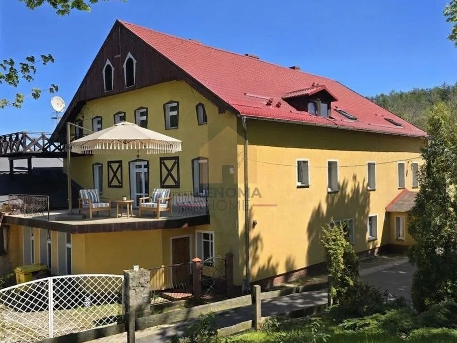 maison à vendre à Wałbrzych, Rusinowa | 15 pièces | 1 044 m²