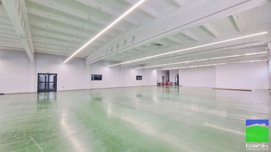 Gewerbeimmobilie zur Miete in Pabianice | 670 m²