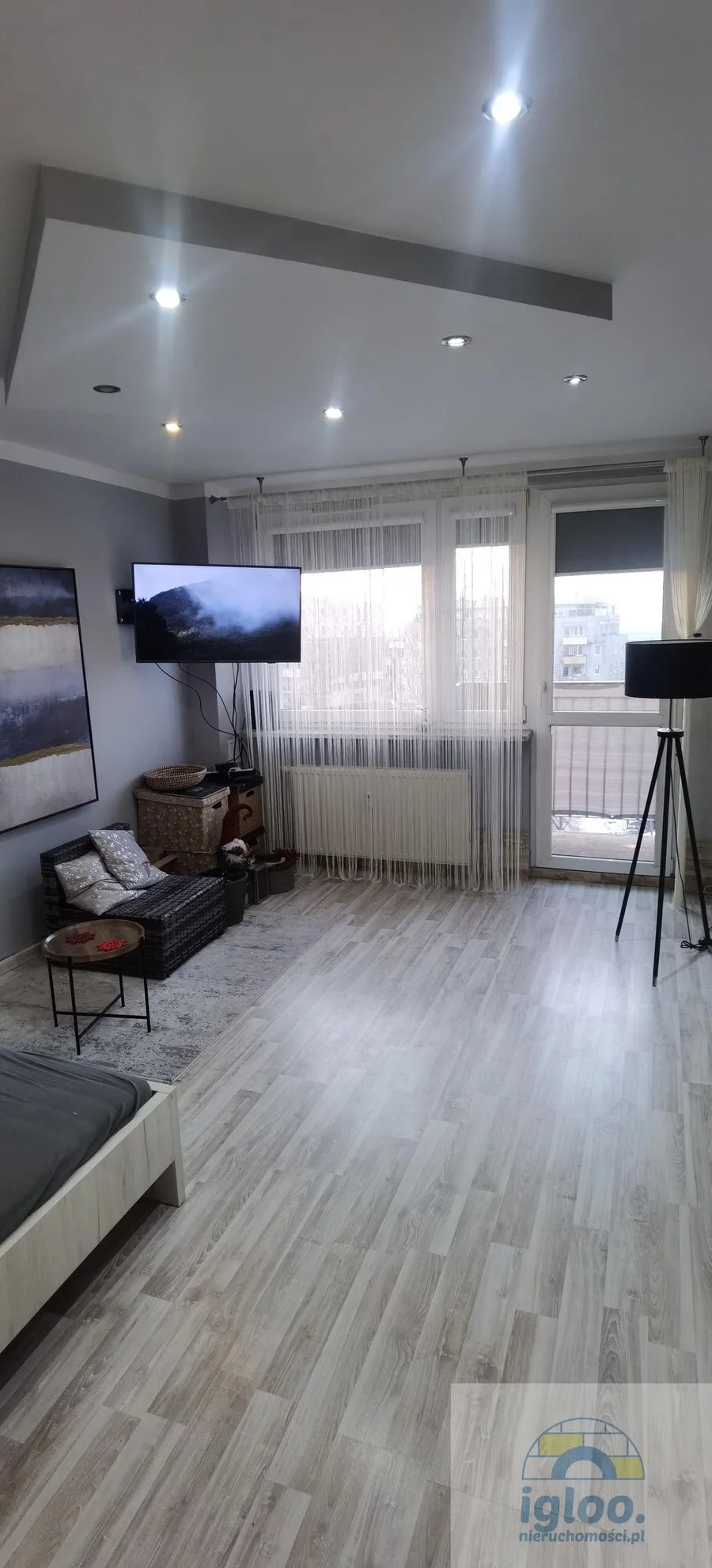 Mieszkanie 50m2 po remoncie -urządzone- Balkon- Bez Gazu- os.Stok