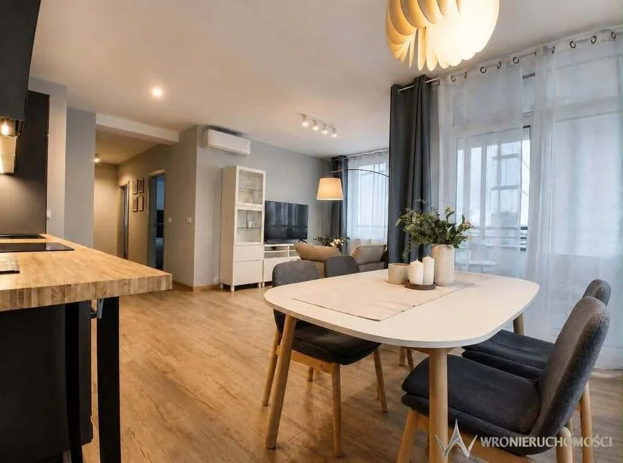 PRESTIŻOWY APARTAMENT W CENTRUM