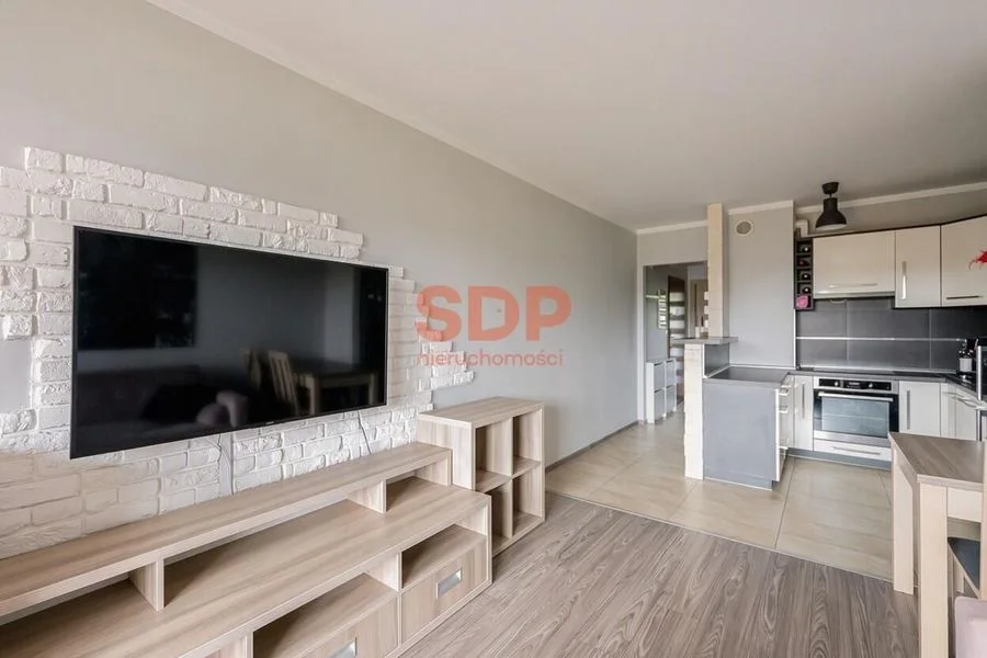 2-stronne mieszkanie, zamykanym garaż, duży balkon