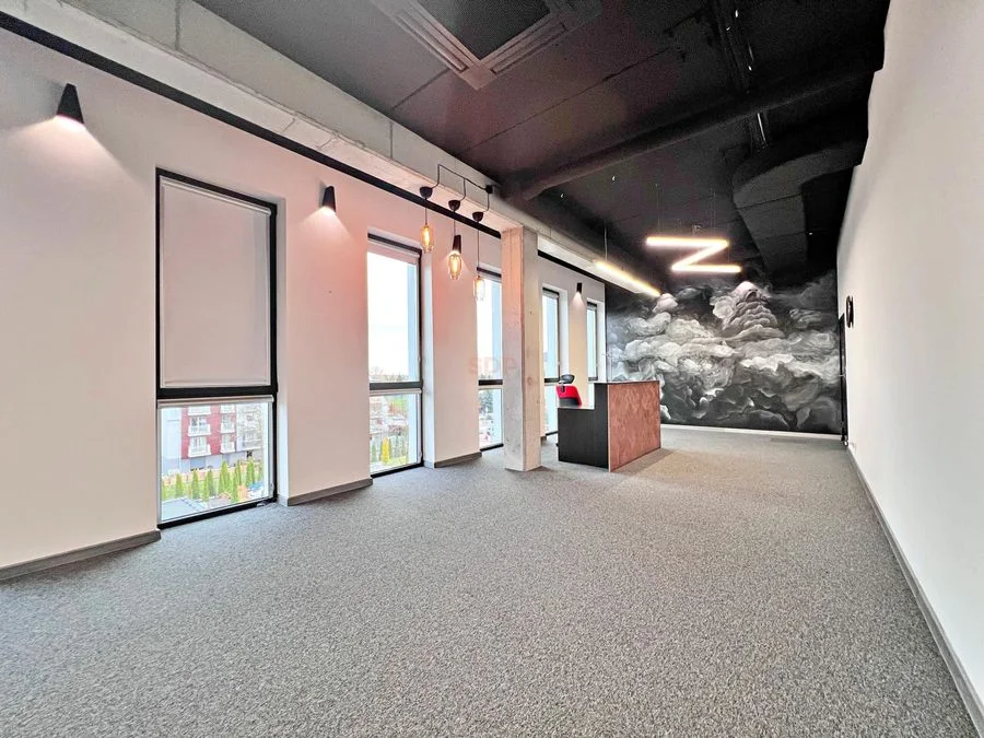 Nowoczesny lokal 175 m² w prestiżowym biurowcu przy ul. Zwycięskiej