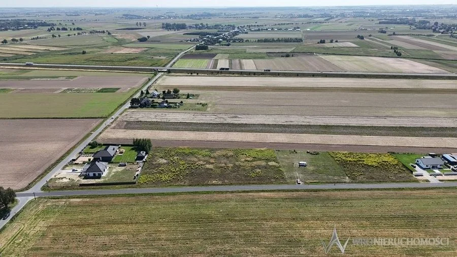 2100 m2 * Działka budowlana z WZ