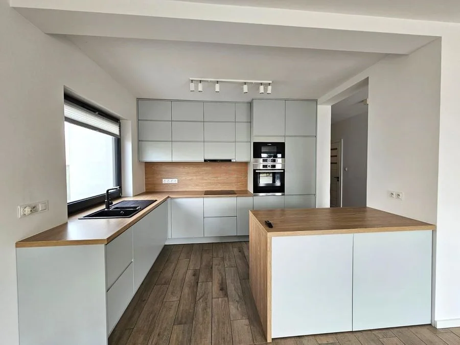 Dom w zabudowie bliźniaczej|Bielany|148m|Ogród