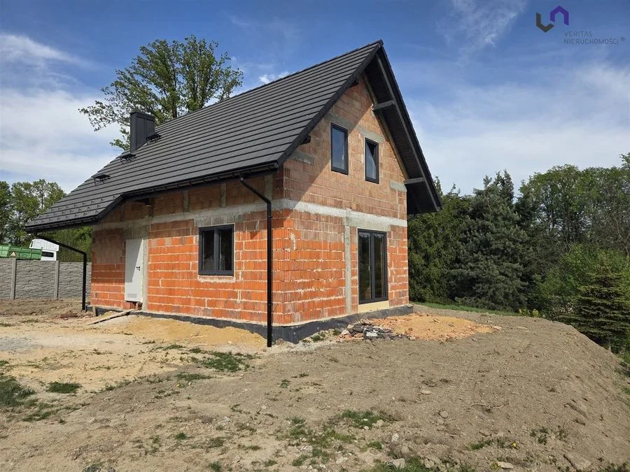 NOWY DOM Z POTENCJAŁEM NA DUŻEJ DZIAŁCE!