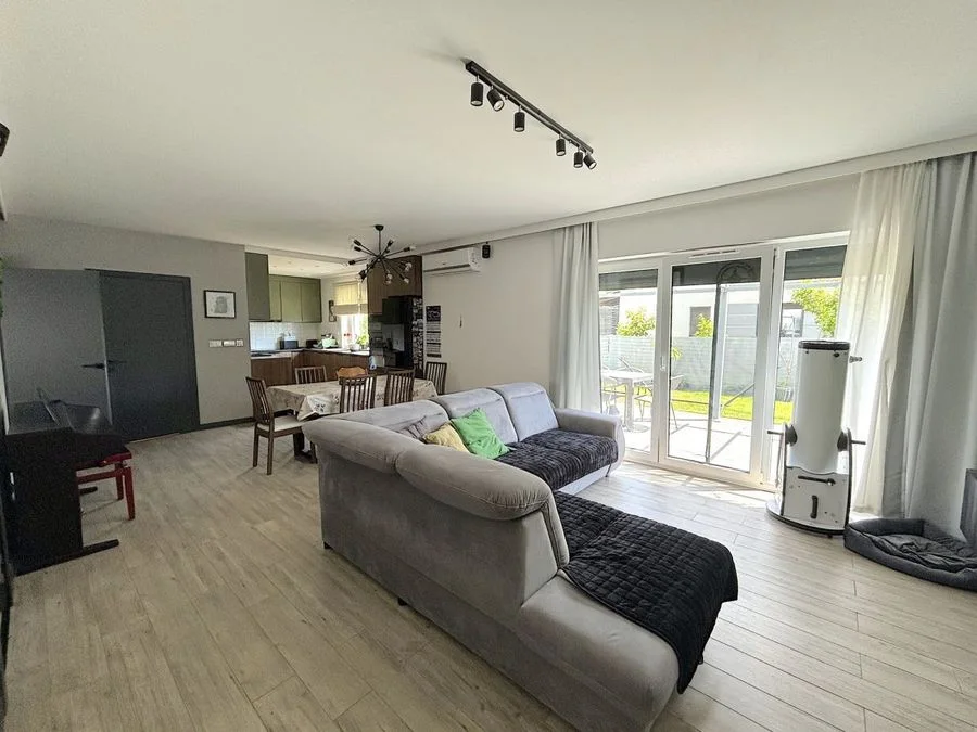 Nowy Otok-98m2 - 3 pokoje, garaż, OGRÓD 350m2