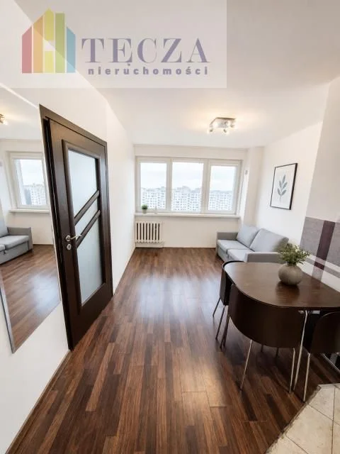 26,50m2,ostatnie XI piętro,Tołstoja,tylko gotówka