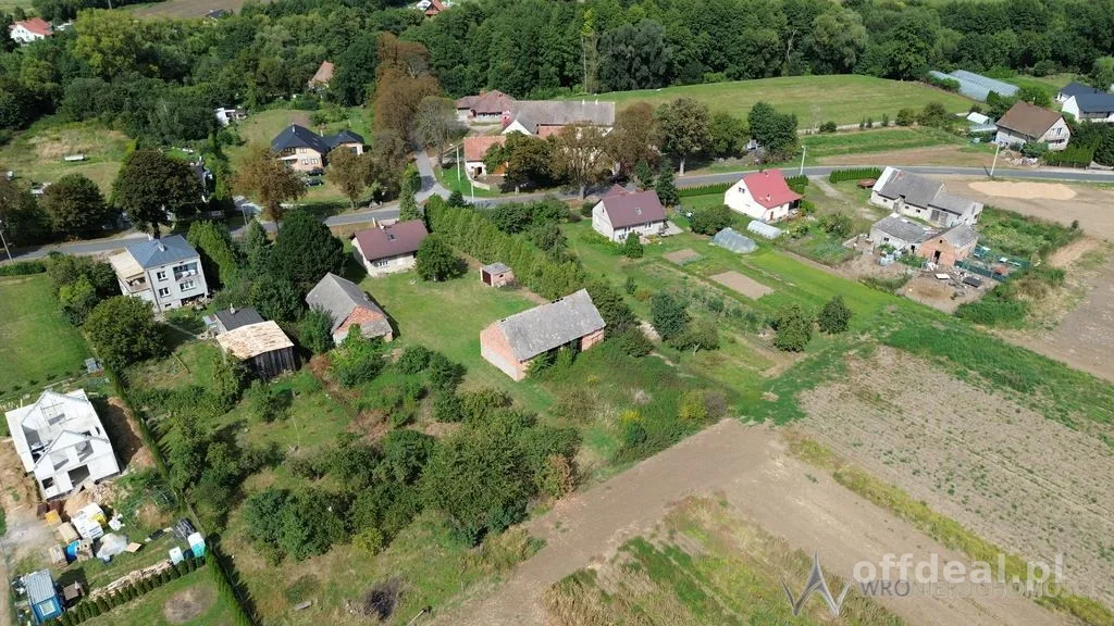 Działki 1,3550 HA oraz dom  i budynki gospodarcze
