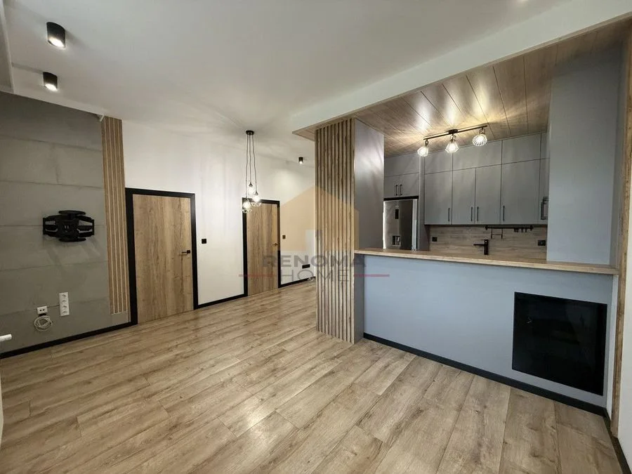 88m2 / Parter/Piękna kamienica + ogródek z altaną