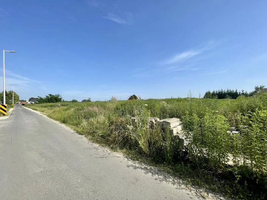 Działka  200m od lasu Brzezina