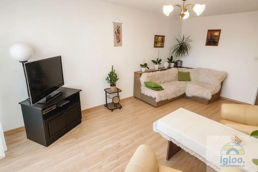 2 pok + widna kuchnia balkon  do zamieszkania