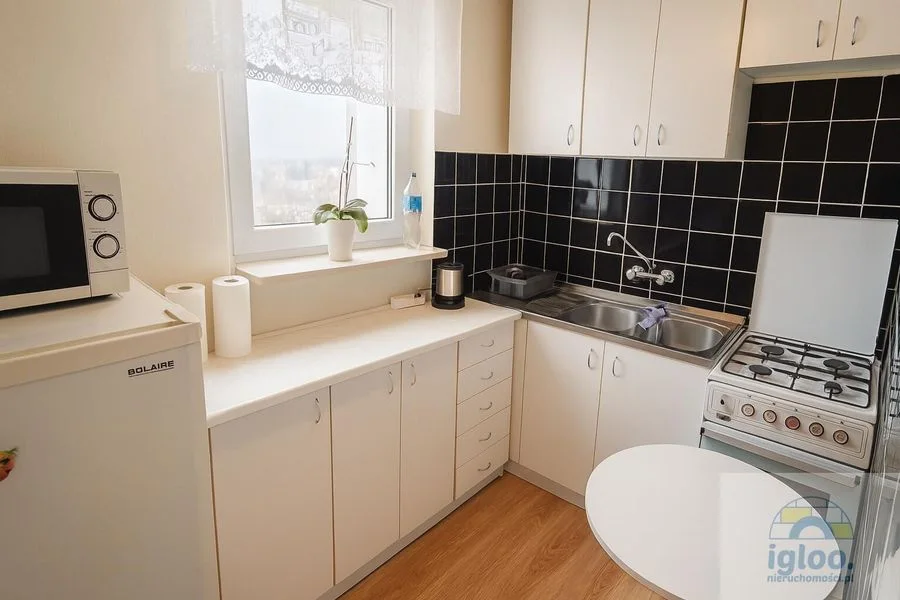 2 pok + widna kuchnia balkon  do zamieszkania