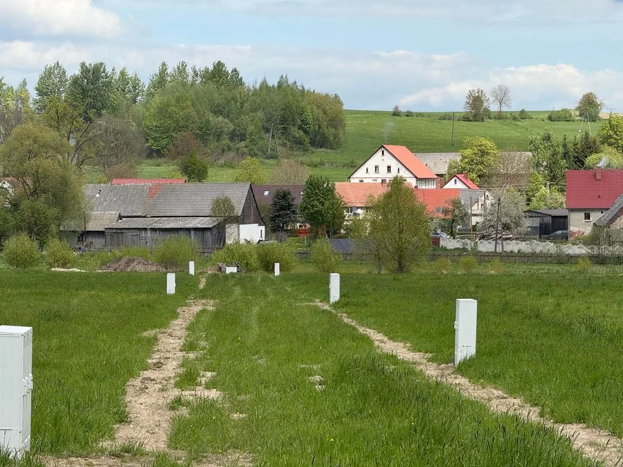 Grundstück zum Verkauf in Kamienna Góra | 1.332 m²