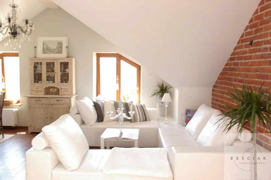 🏛️ PENTHOUSE W SERCU HISTORYCZNEGO TARNOWA
