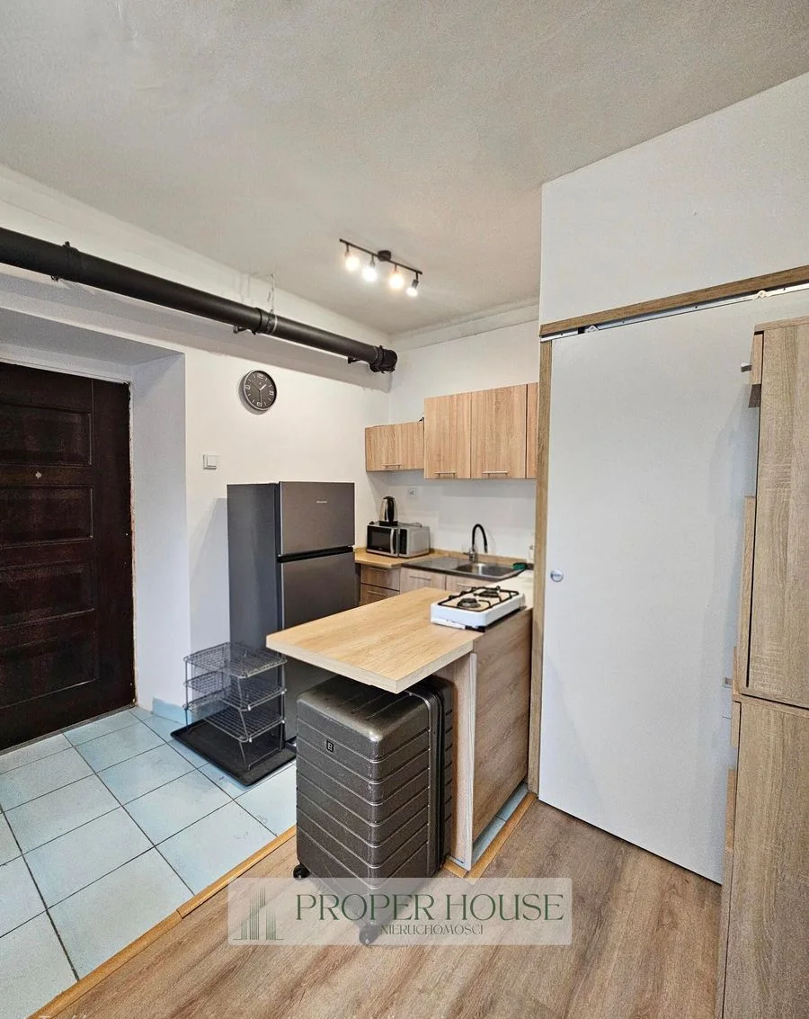 Pewna inwestycja!Rentowna Kawalerka 16m² po kapitalnym remoncie w '23!