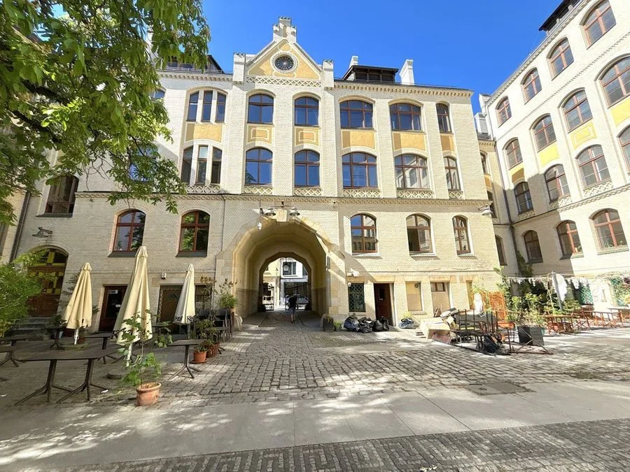 59-room commercial property for rent in Wrocław, Stare Miasto | 1,745 m²