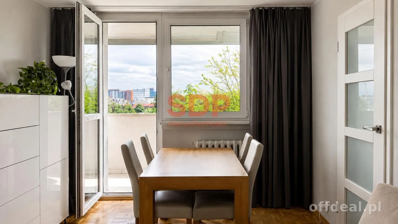 Zadbane mieszkanie w zielonej okolicy | Loggia | Ostatnie piętro