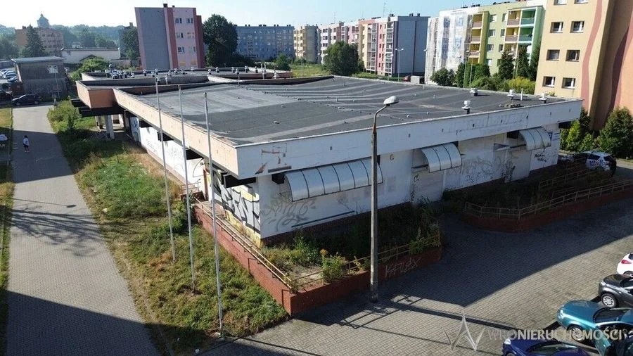 Lokal komercyjny 1420 m² – Koźle