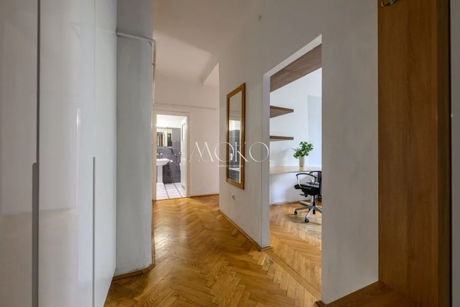 Klimatyzacja / Plac Unii Lubelskiej / PET Friendly
