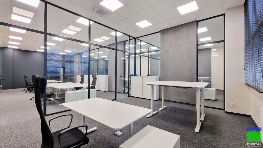 Gewerbeimmobilie zur Miete in Pabianice | 90 m²