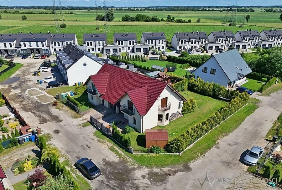 Bliźniak z ogrodem 539 m² | pow. 143,5 m² | 4 pok.