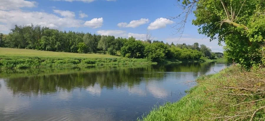 Działka z linią brzegową i warunkami zabudowy | w sam raz dla Ciebie!