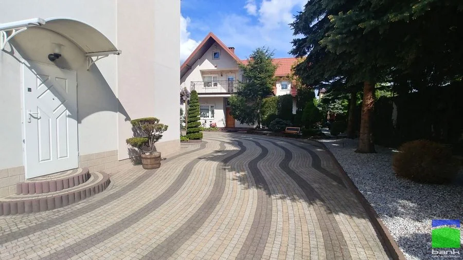 Górna - dom 242 m2 z zakładem produkcyjnym 260 m2