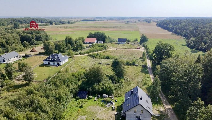 Działka budowlana 1010 m² pod lasem – Brudzewo