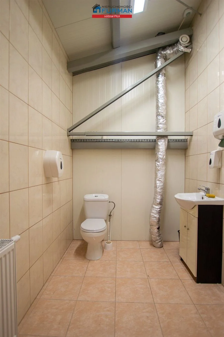 bien commercial à louer à Szydłowo | 288 m²