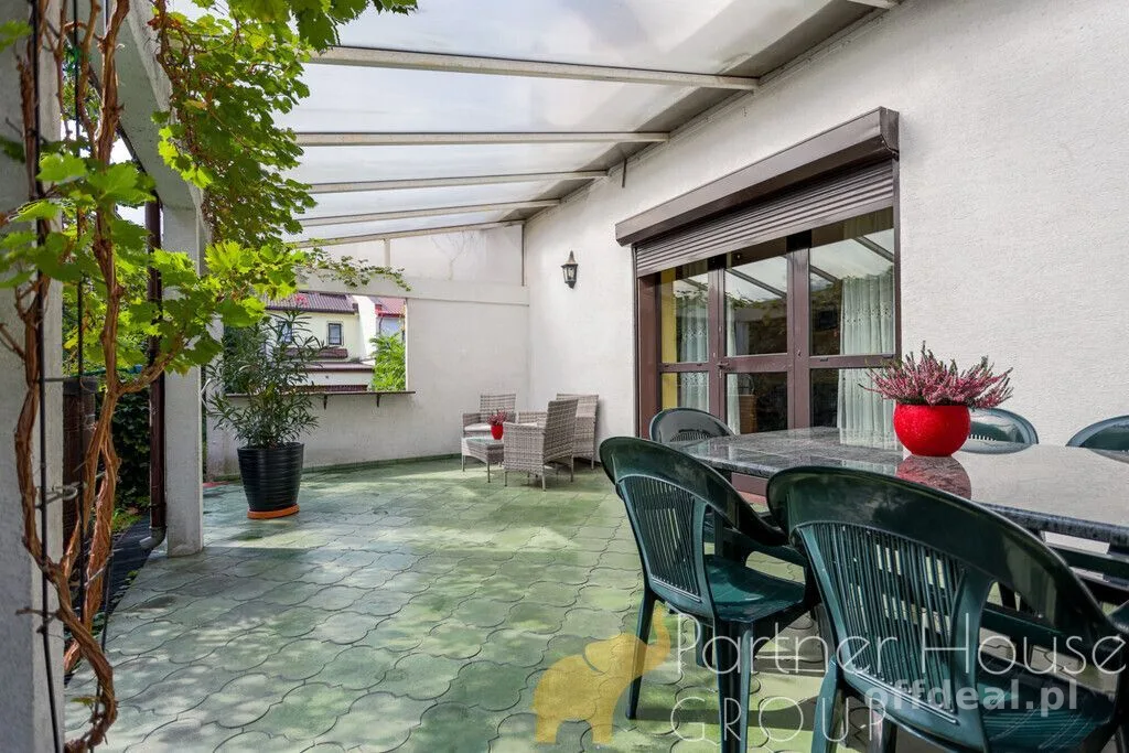 DOM 396,9 M2 | LATCHORZEW | CICHA OKOLICA