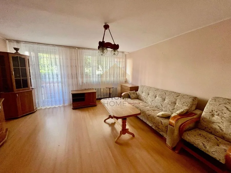 Koprenik-2 pok-52m-parter-duży balkon