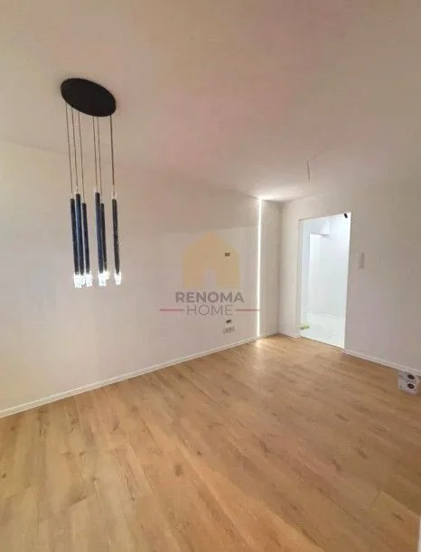 Nowe po remoncie mieszkanie 65m/4 pokoje/Podzamcze