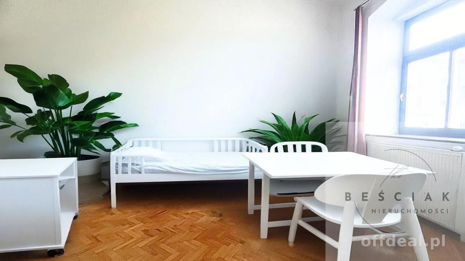 🌿 Jasny pokój 20 m² w centrum miasta – elastyczne warunki najmu 🌿