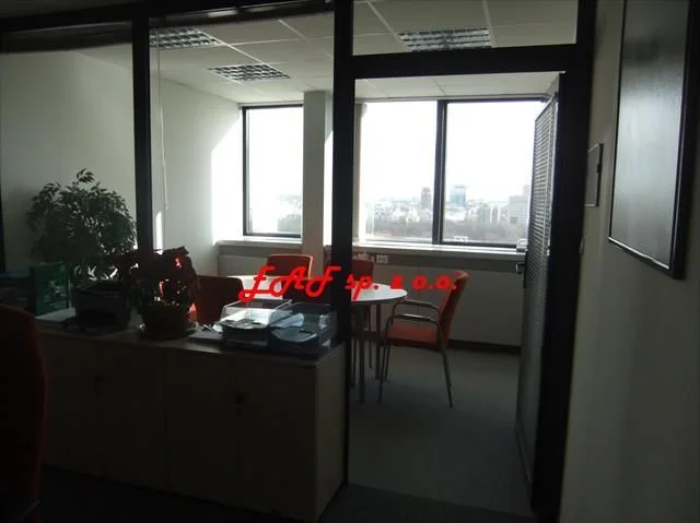 bien commercial à louer à Warszawa, Śródmieście, Śródmieście Północne | 310 m²