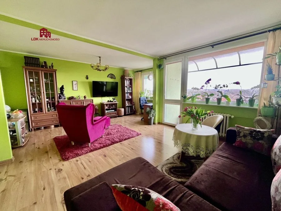 Przestronne mieszkanie z pięknym widokiem na Odrę