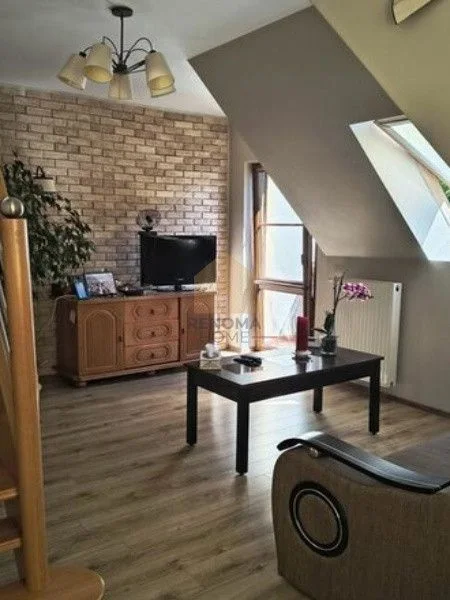 Apartamentowiec/3 pok/miejsce parkingowe